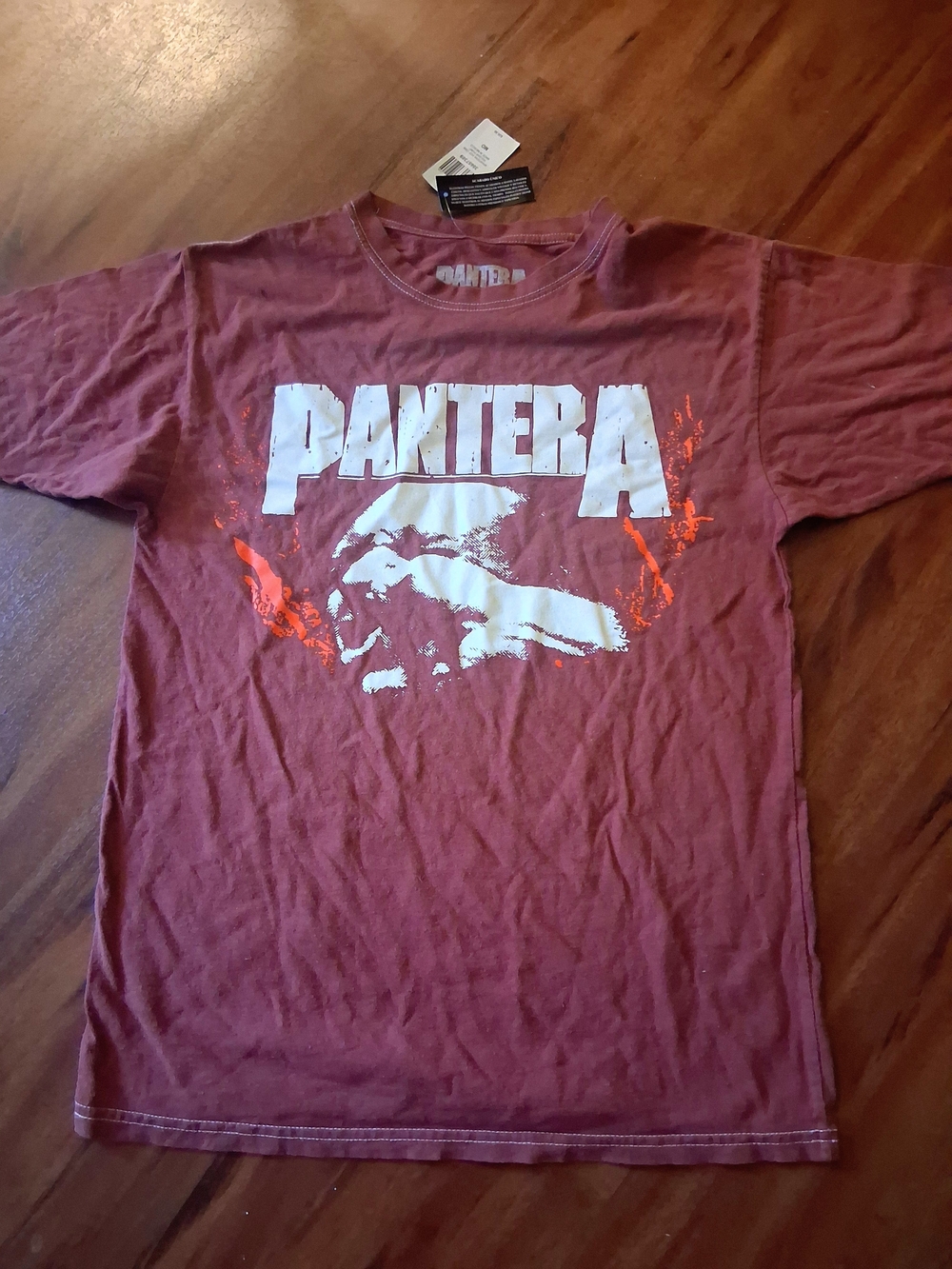 Hot Topic Men's Pantera Graphic Tee in Maroon with White and Orange Print